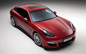   Porsche Panamera GTS - 2012