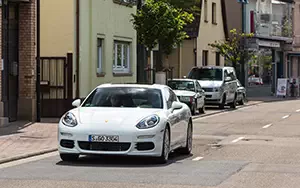   Porsche Panamera S E-Hybrid - 2013