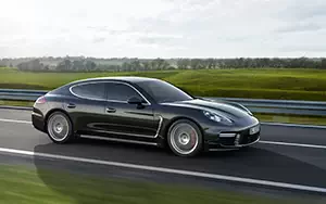   Porsche Panamera Turbo - 2013