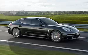   Porsche Panamera Turbo - 2013