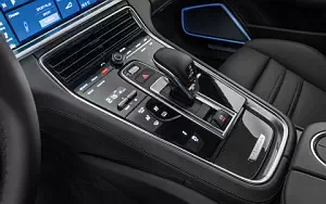   Porsche Panamera 4S - 2016