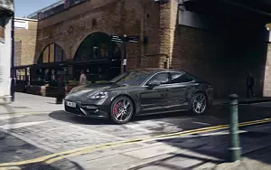   Porsche Panamera Turbo - 2016