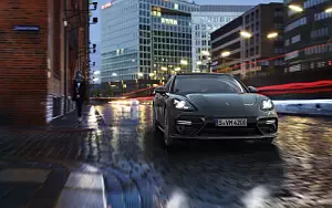   Porsche Panamera Turbo - 2016