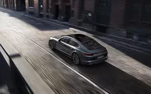   Porsche Panamera Turbo - 2016