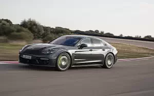   Porsche Panamera Turbo S E-Hybrid - 2017