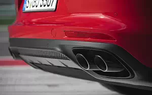   Porsche Panamera GTS - 2018