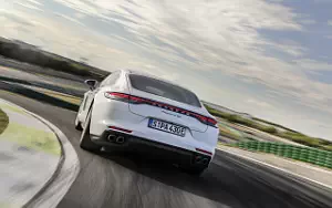   Porsche Panamera 4S E-Hybrid - 2020