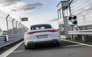  Porsche Panamera 4S E-Hybrid - 2020