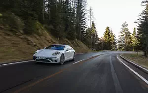   Porsche Panamera Turbo S E-Hybrid (Carrara White Metallic) - 2020