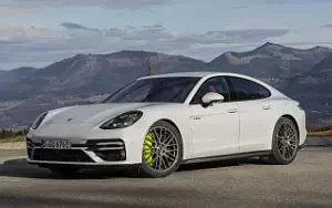   Porsche Panamera Turbo S E-Hybrid (Carrara White Metallic) - 2020