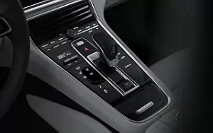   Porsche Panamera Turbo S E-Hybrid Executive (Volcano Grey Metallic) - 2020