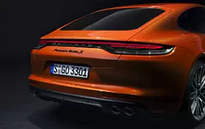   Porsche Panamera Turbo S - 2020