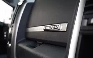   Ram 1500 Laramie Limited Crew Cab - 2012