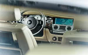   Rolls-Royce Ghost - 2014