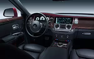   Rolls-Royce Ghost - 2014