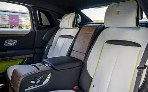   Rolls-Royce Ghost Extended Expressionism - 2024