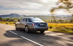   Rolls-Royce Ghost Extended (Witterings Blue and Silver) - 2025