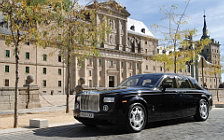   Rolls-Royce Phantom - 2005