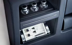   Rolls-Royce Phantom Limelight Collection - 2015