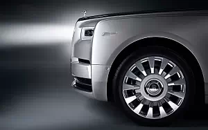   Rolls-Royce Phantom - 2017