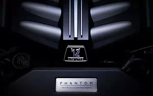   Rolls-Royce Phantom - 2017