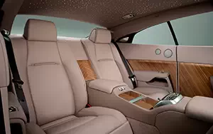   Rolls-Royce Wraith - 2013
