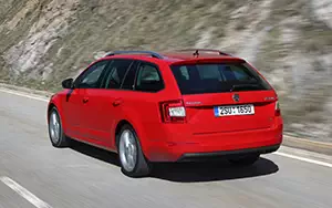   Skoda Octavia Combi - 2013