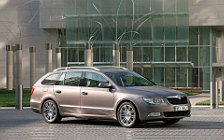   Skoda Superb Combi - 2009