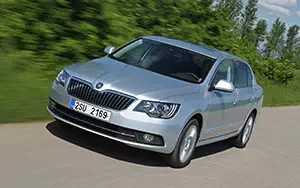   Skoda Superb - 2013