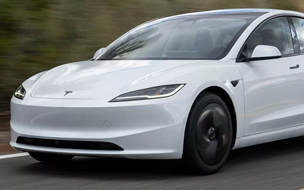 ���� ���������� Tesla Model 3 Standard - 2025