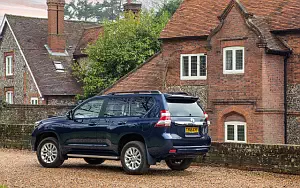   Toyota Land Cruiser UK-spec - 2014