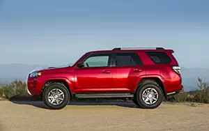   Toyota 4Runner US-spec - 2014