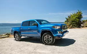   Toyota Tacoma Limited Double Cab - 2015