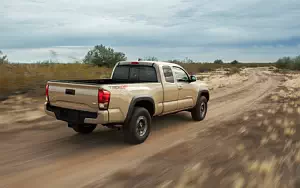   Toyota Tacoma TRD Off-Road Access Cab - 2015