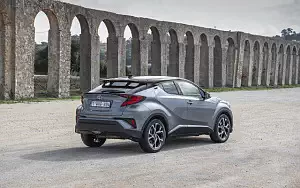   Toyota C-HR Hybrid (Grey) - 2019