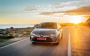   Toyota Corolla Sedan Hybrid - 2019