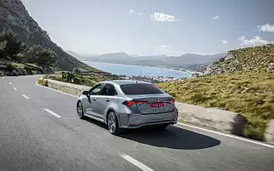   Toyota Corolla Sedan Hybrid - 2019