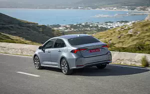   Toyota Corolla Sedan Hybrid - 2019