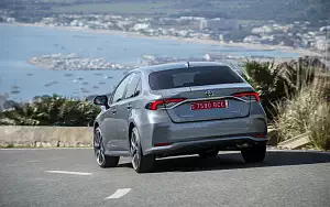   Toyota Corolla Sedan Hybrid - 2019
