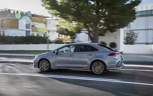   Toyota Corolla Sedan Hybrid - 2019