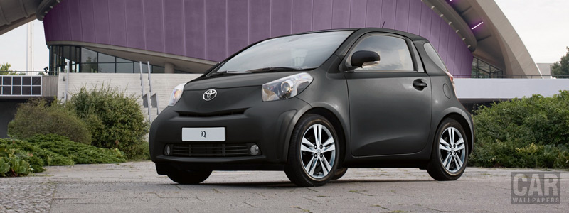   Toyota iQ 1.33 - 2009 - Car wallpapers