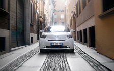   Toyota iQ - 2009
