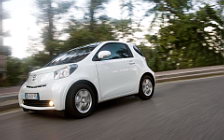   Toyota iQ - 2009