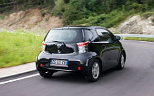  Toyota iQ - 2009