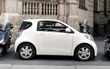   Toyota iQ - 2009