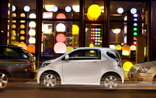   Toyota iQ - 2009