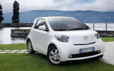   Toyota iQ - 2009