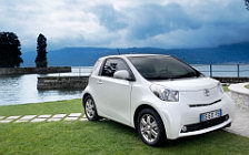   Toyota iQ - 2009