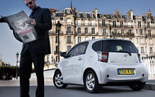   Toyota iQ - 2009
