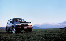   Toyota Land Cruiser 80 - 1990